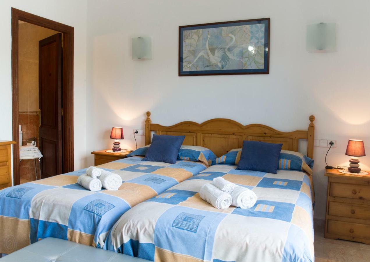 Apartamentos Vista Al Puerto Cala Figuera  Esterno foto